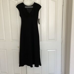 Jones New York Elegant Black Maxi Dress